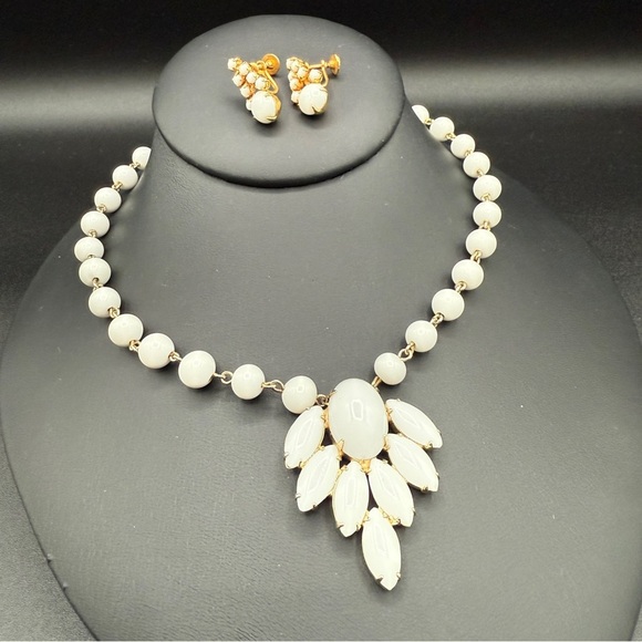 Gorgeous 1940s Milk Glass Prong Set Earrings and Necklace Set - Picture 1 of 17
